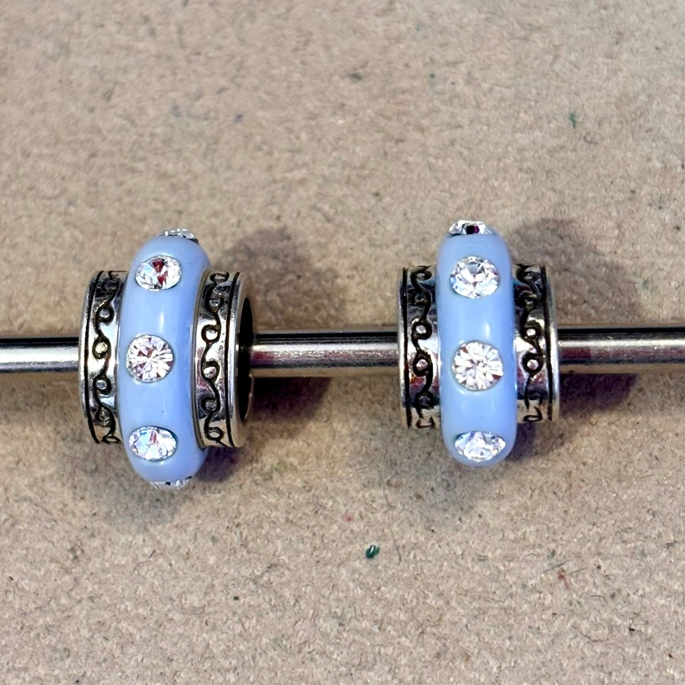Two 🆕 Brighton oval Dazzle Spacers Light blue Resin beads with crystals Retired